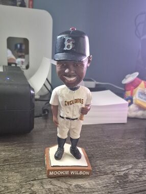Mookie Wilson Cyclones Bobblehead - White & Black